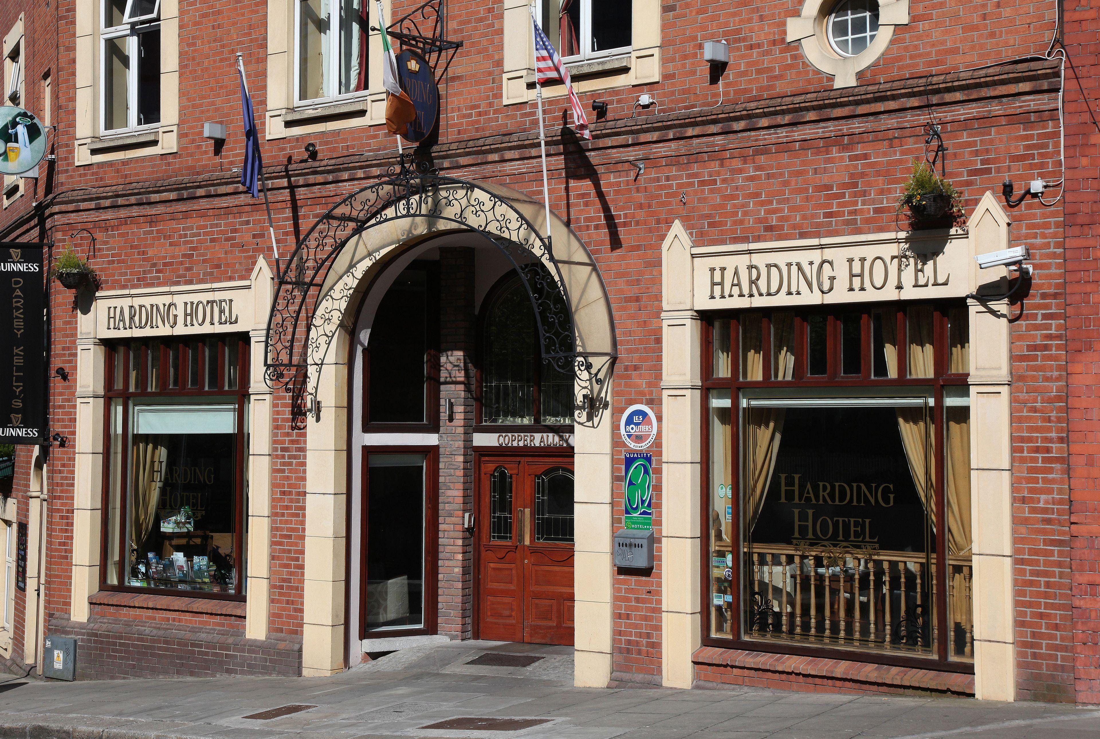 Harding Hotel — Zdjęcia 1